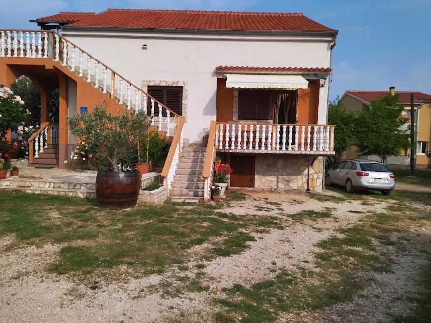 Apartment In Nin With Terrace, Air Conditioning, Wi-Fi Экстерьер фото